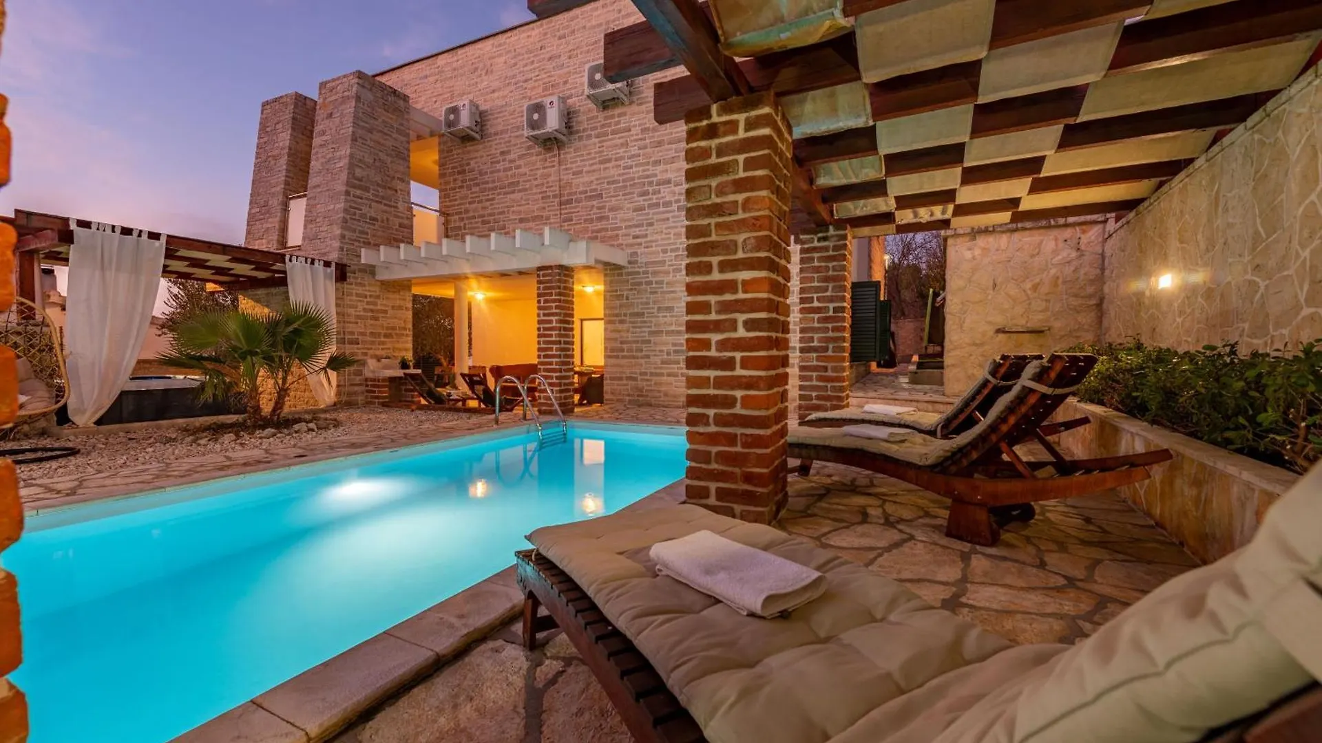 Villa Ivan Zadarvillas Novigrad  Novigrad (Dalmatia)